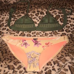 Triangl Bikini